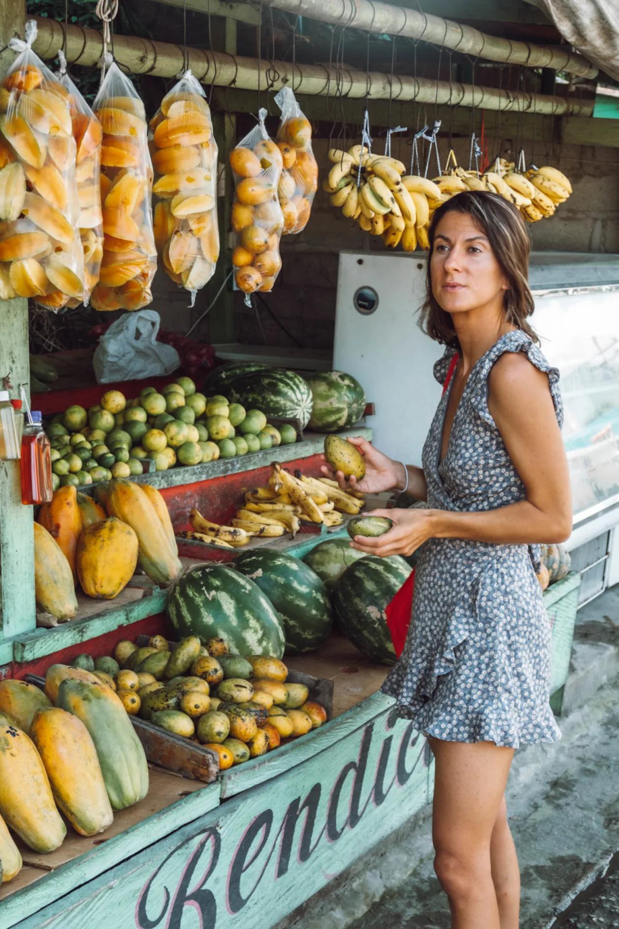 Shopping for fresh fruit market
